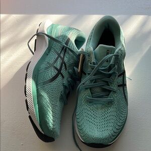 BRAND NEW NWT Asics Green Athletic Shoes Knit Mesh Upper Women’s size 9.5